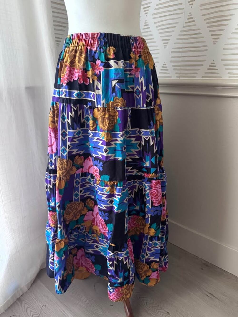 Vintage 90s Ozark Mountain Jean Company Small Southwest Aztec Floral Maxi Skirt